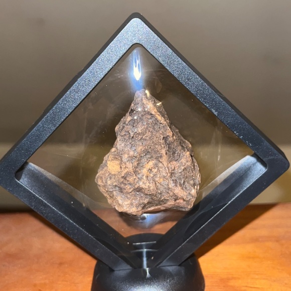 Meteorites - Picture 11 of 16